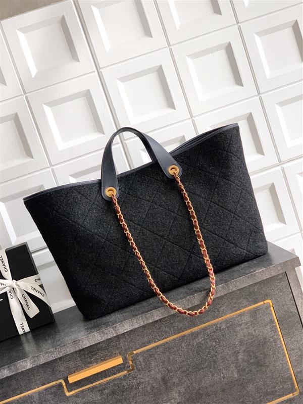 2026127214758834 900